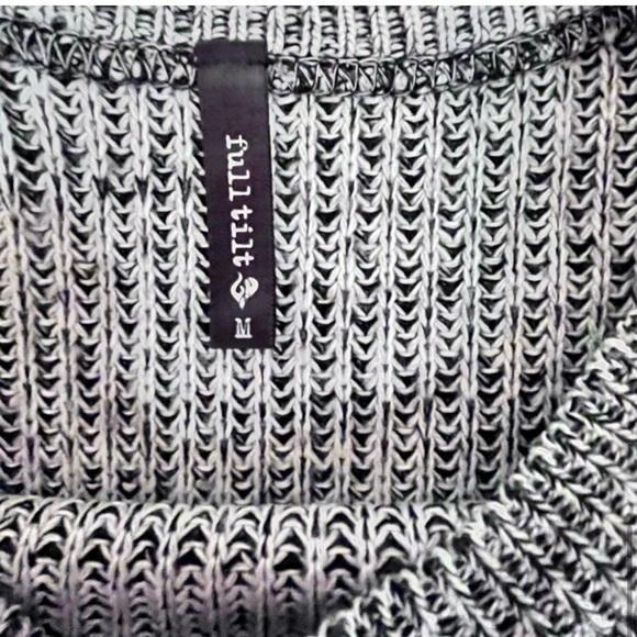 Full Tilt- Ribbed Knit Gray Marled Color
Block Pullover Sweater - Picture 6 of 7